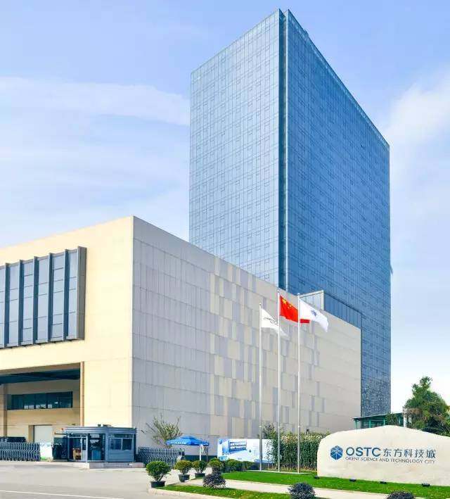 拒绝2000万美金的合同 一家中国工厂的倔强与远见 | 东方百富 张伟军